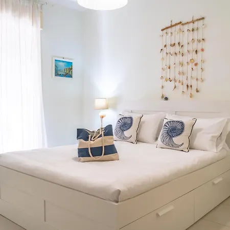 Bluemary Apartman